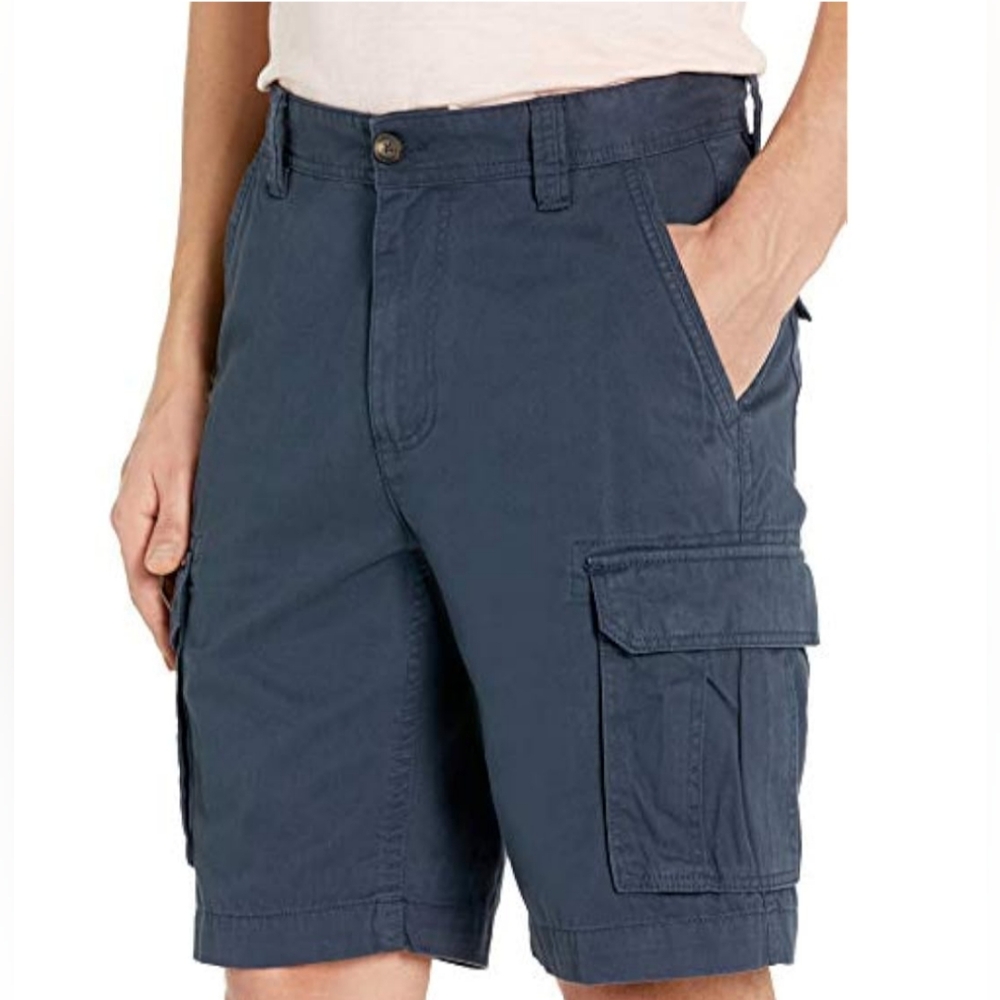 NWT🔥Amazon Essentials Men's Navy Classic Fit Cargo Shorts Size 42